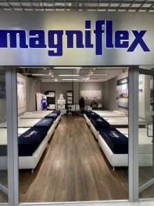 Фирменный отдел «Magniflex» в ТЦ 